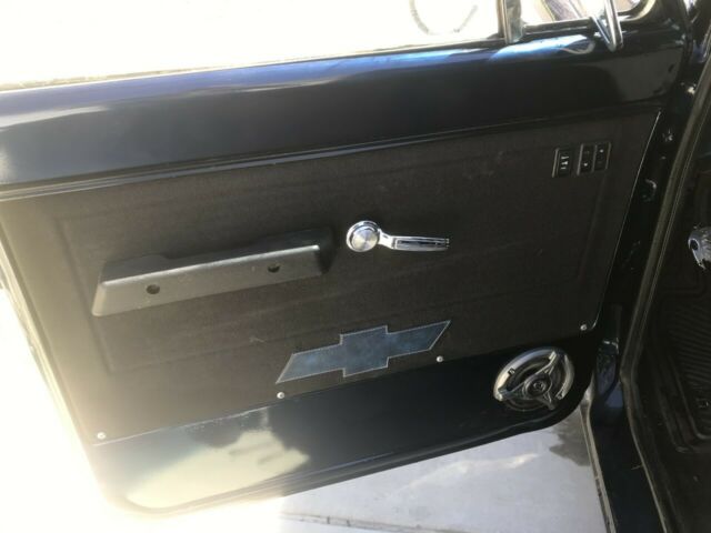 1972 Chevrolet C-10 Standard Cab Pickup