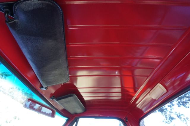 1972 Red Chevrolet C-10 Stepside