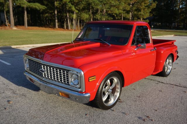1972 Red Chevrolet C-10 Stepside
