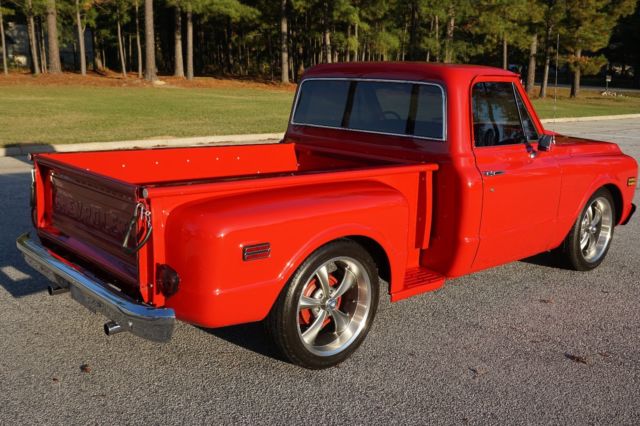 1972 Red Chevrolet C-10 Stepside