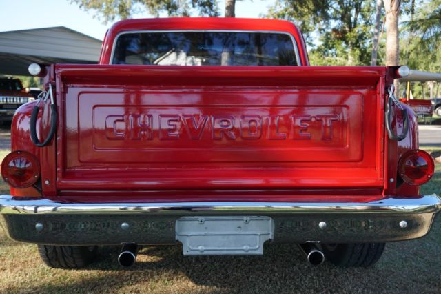 1972 Red Chevrolet C-10 Stepside
