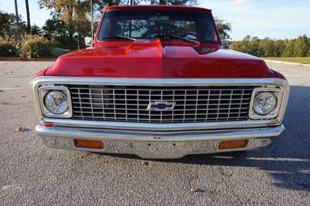 1972 Red Chevrolet C-10 Stepside