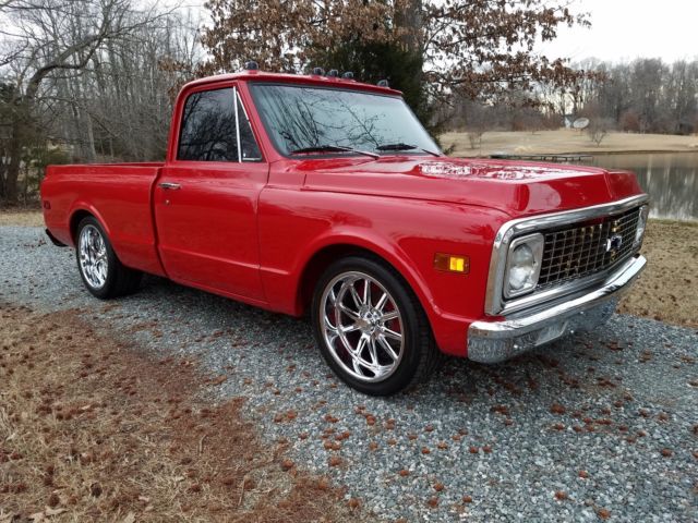 1972 Red Chevrolet C-10