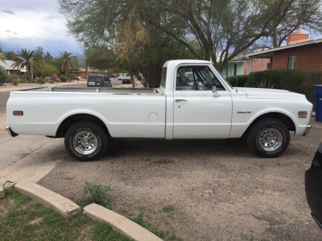 1972 Red Chevrolet C-10