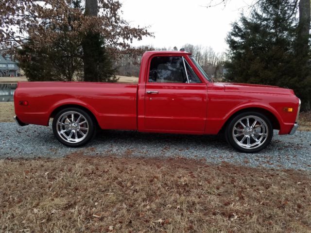 1972 Red Chevrolet C-10