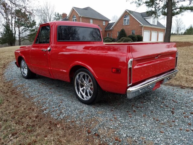 1972 Red Chevrolet C-10