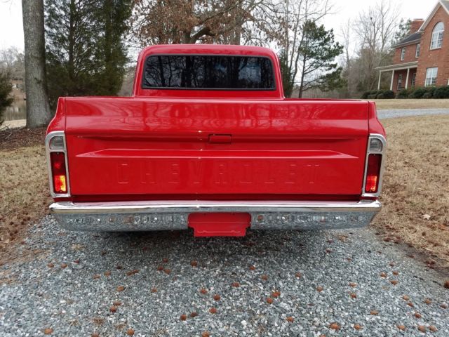 1972 Red Chevrolet C-10