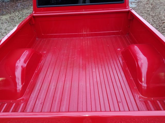 1972 Red Chevrolet C-10