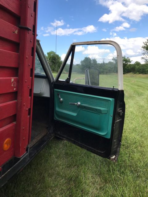 1972 Black Chevrolet C-10 Cab & Chassis