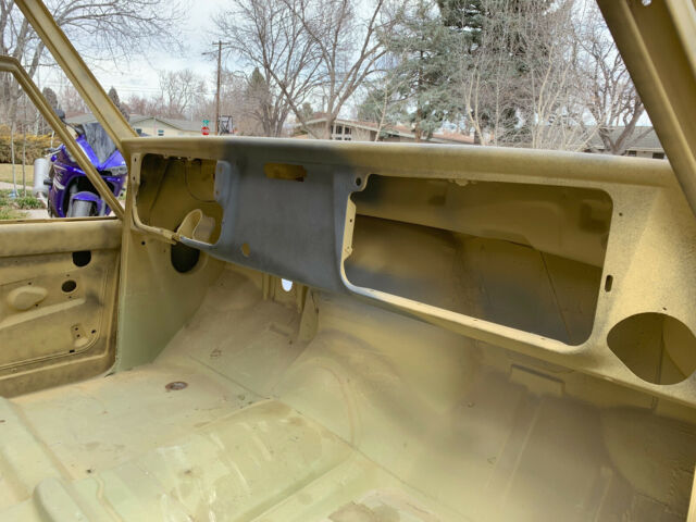 1972 Yellow Chevrolet C-10 Extended Cab Pickup