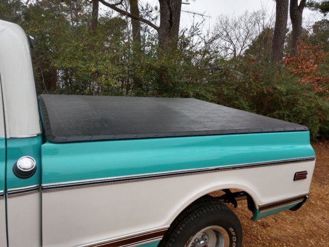 1972 Teal Chevrolet C-10 Standard Cab Pickup