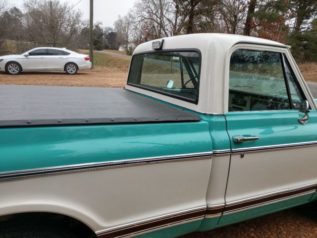1972 Teal Chevrolet C-10 Standard Cab Pickup