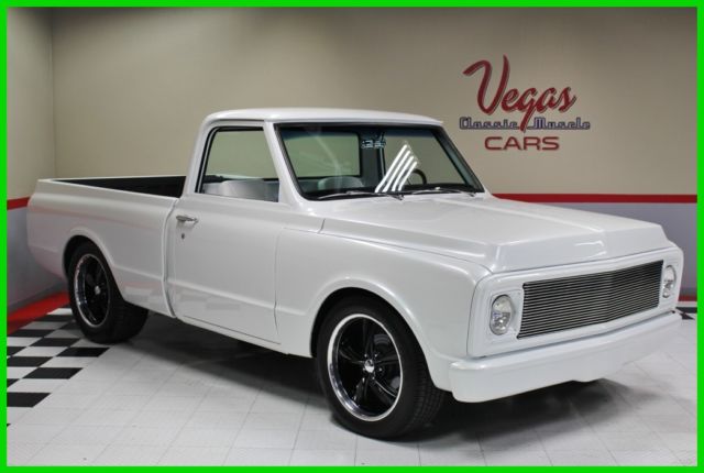 1972 White Chevrolet C-10 Pickup Truck