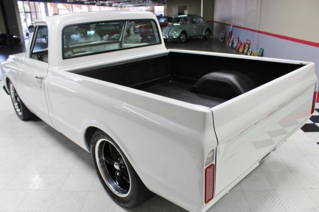 1972 White Chevrolet C-10 Pickup Truck