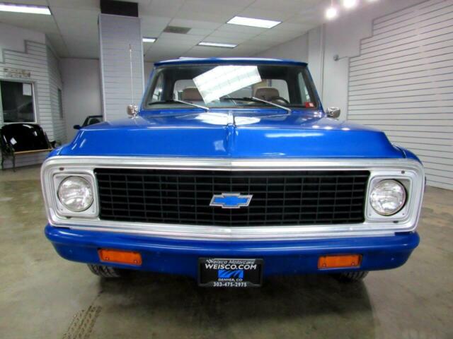 1972 Blue Chevrolet C-10 --