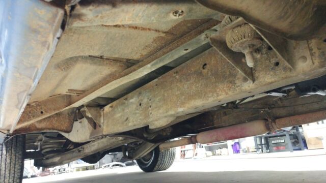 1972 blue Chevrolet C-10 Standard Cab Pickup