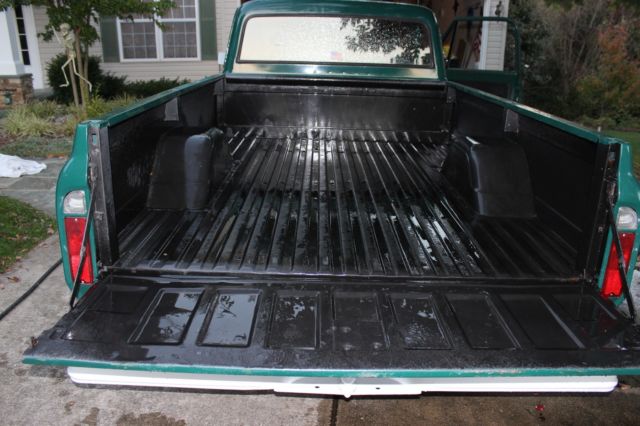 19720000 Green Chevrolet C-10 Standard Cab Pickup