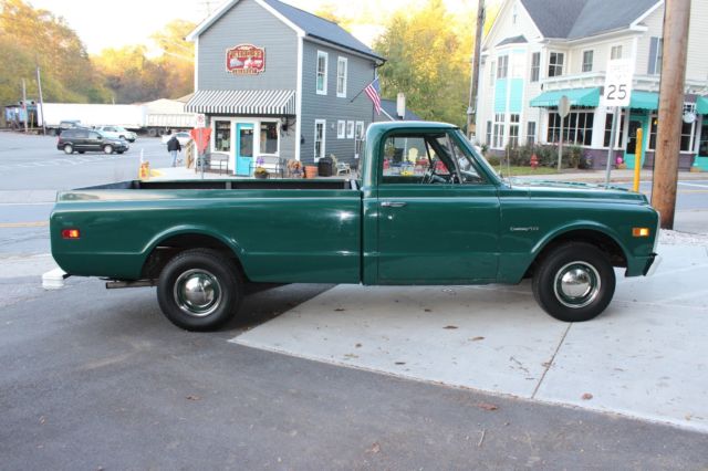 19720000 Green Chevrolet C-10 Standard Cab Pickup