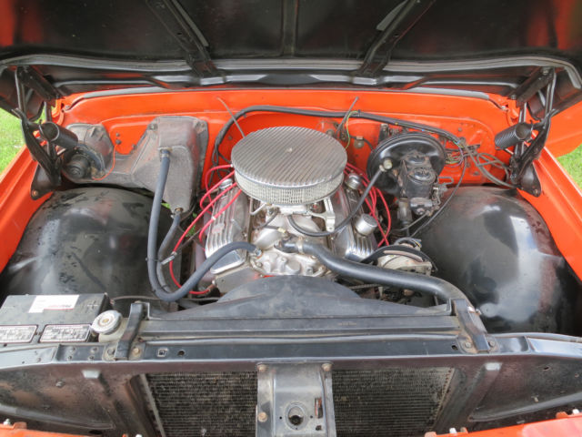 1972 Orange Chevrolet C-10 Pick Up