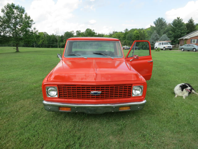 1972 Orange Chevrolet C-10 Pick Up