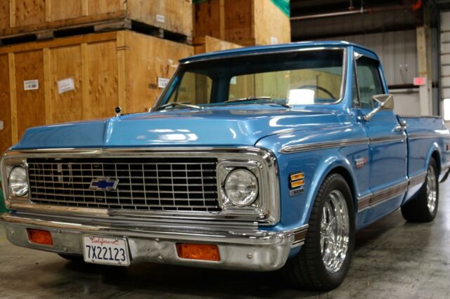 1972 Blue Chevrolet C-10 Standard Cab Pickup