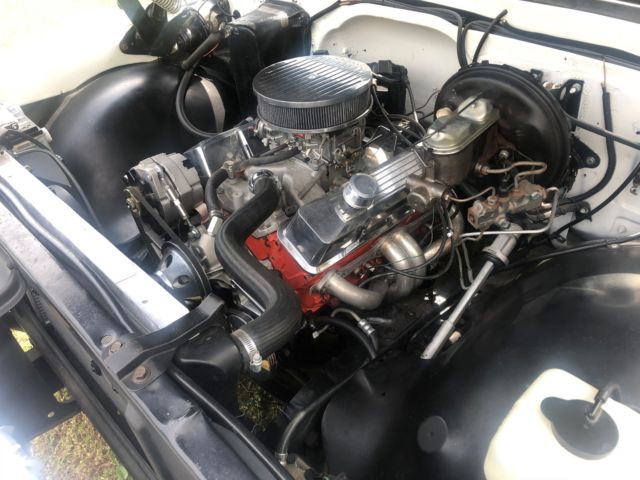 1972 White Chevrolet C-10
