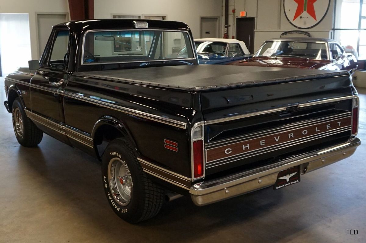 1972 Black Chevrolet C10 Pick Up --