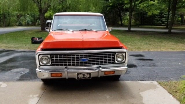 1972 orange Chevrolet C-10 Cab & Chassis