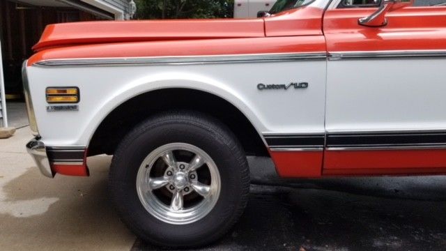 1972 orange Chevrolet C-10 Cab & Chassis