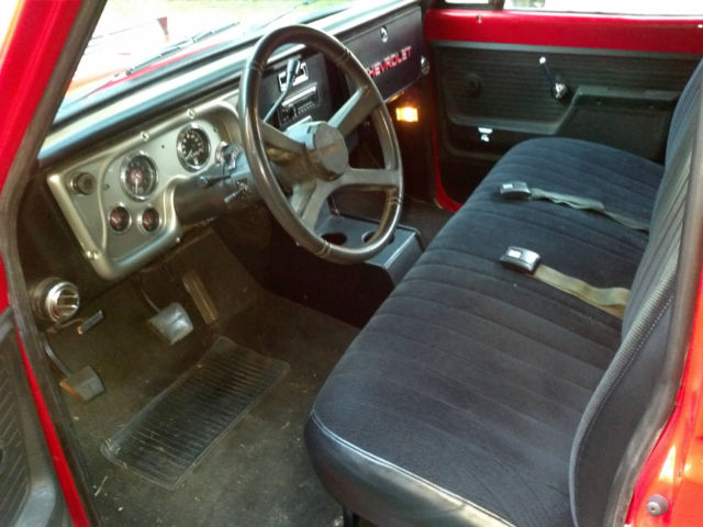 1972 Orange Chevrolet C-10 Standard Cab Pickup