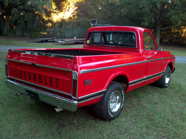 1972 Orange Chevrolet C-10 Standard Cab Pickup