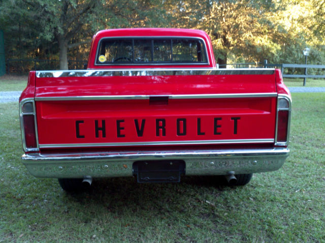 1972 Orange Chevrolet C-10 Standard Cab Pickup