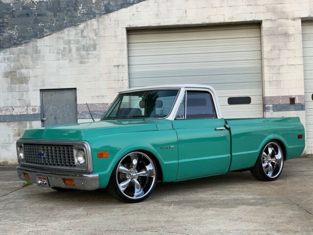 1972 Chevrolet C-10 Standard Cab Pickup