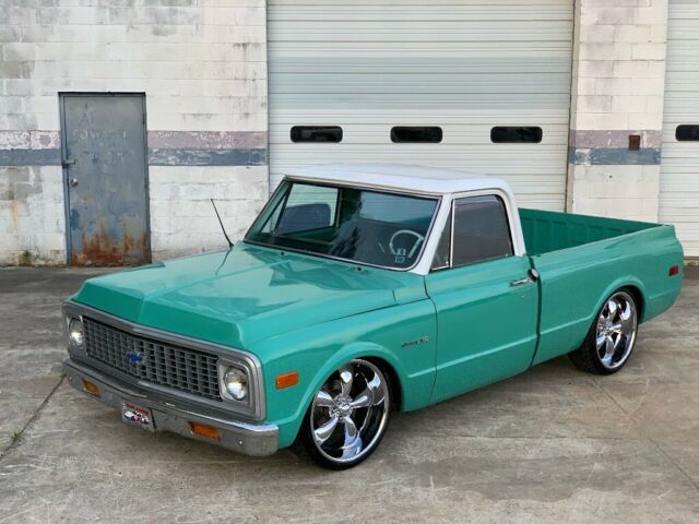 1972 Chevrolet C-10 Standard Cab Pickup