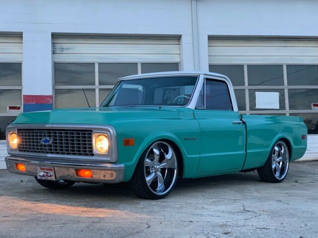1972 Chevrolet C-10 Standard Cab Pickup