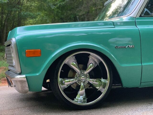 1972 Chevrolet C-10 Standard Cab Pickup