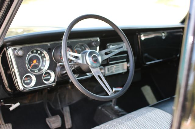 1972 Black Chevrolet C-10