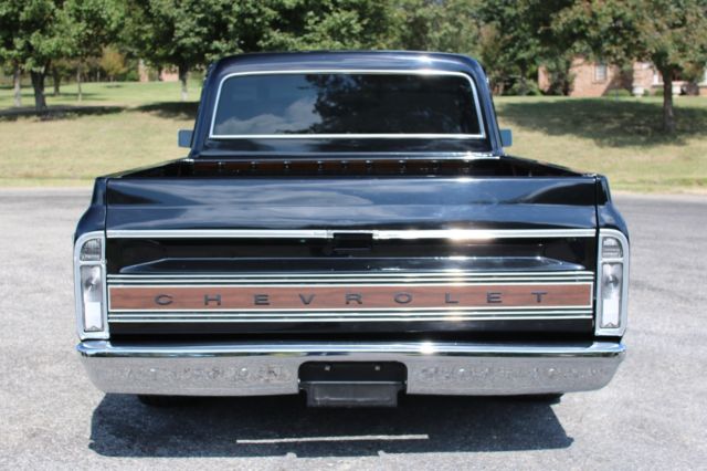 1972 Black Chevrolet C-10