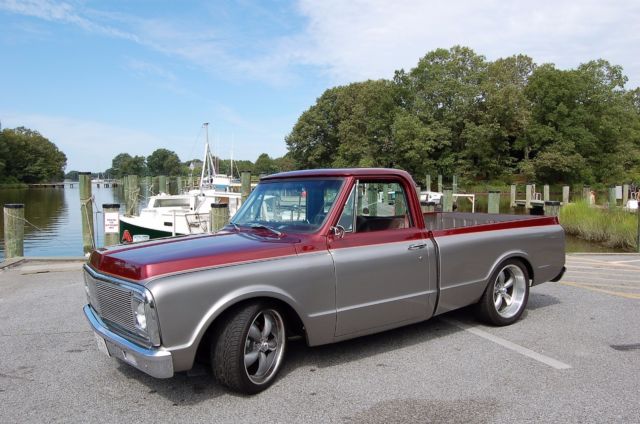 1972 Cutom Two Tone Chevrolet C-10 Standard Cab Pickup