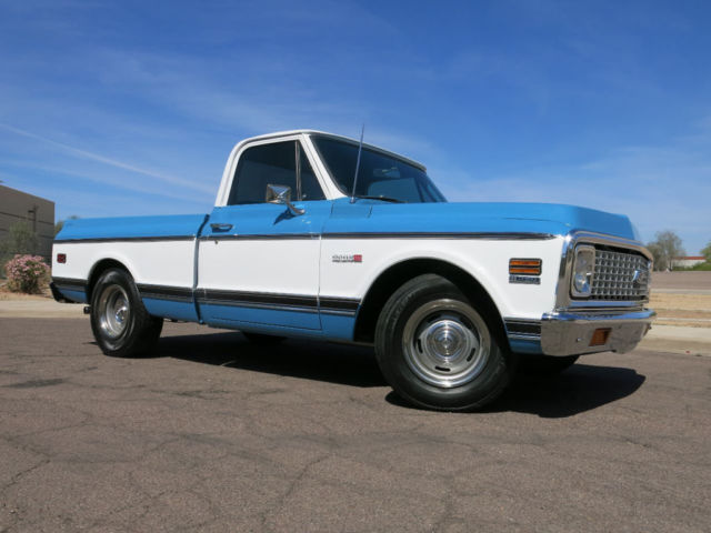 1972 Blue / White Chevrolet C-10 Pickup Truck