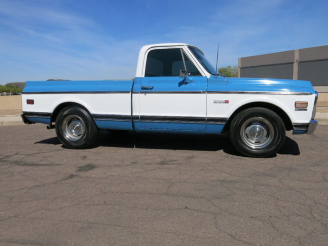 1972 Blue / White Chevrolet C-10 Pickup Truck