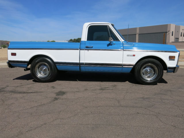 1972 Blue / White Chevrolet C-10 Pickup Truck