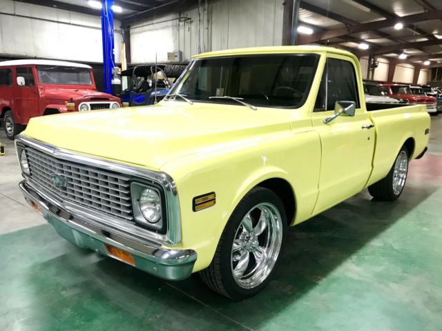 1972 Yellow Chevrolet C-10 Pickup