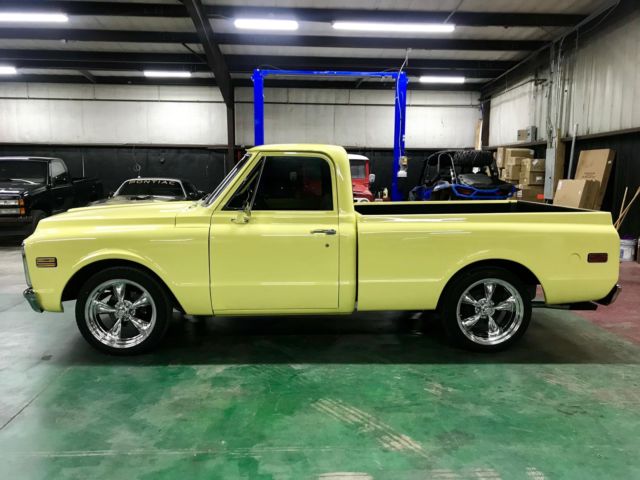 1972 Yellow Chevrolet C-10 Pickup
