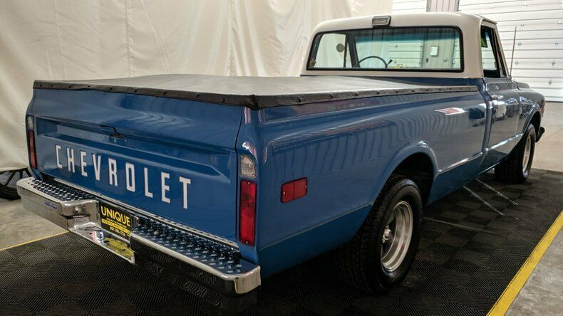 1972 Blue Chevrolet C10 Pickup (Truck)