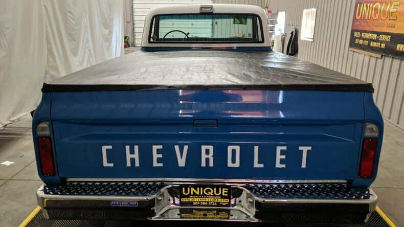 1972 Blue Chevrolet C10 Pickup (Truck)