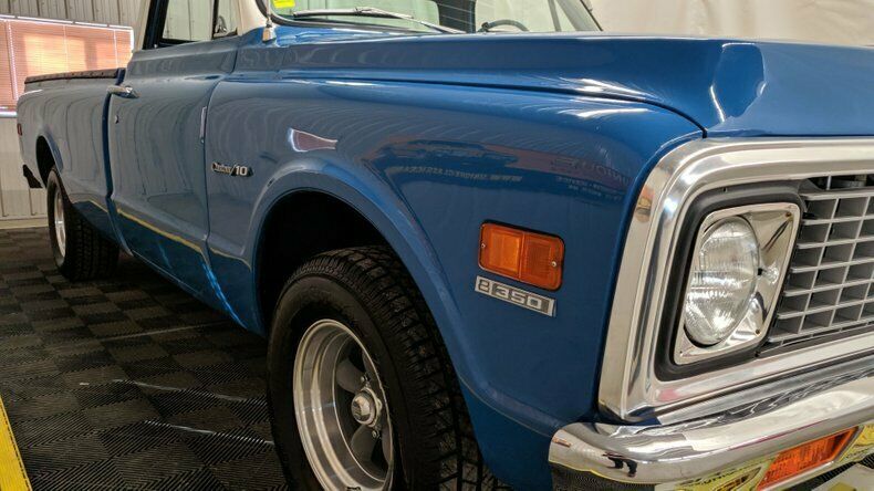 1972 Blue Chevrolet C10 Pickup (Truck)