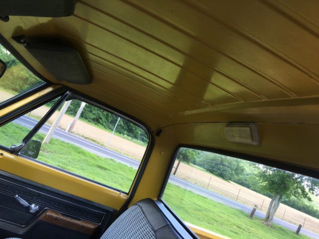 1972 ocre/white Chevrolet C-10 swb