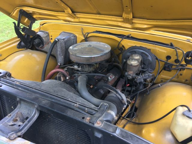 1972 ocre/white Chevrolet C-10 swb