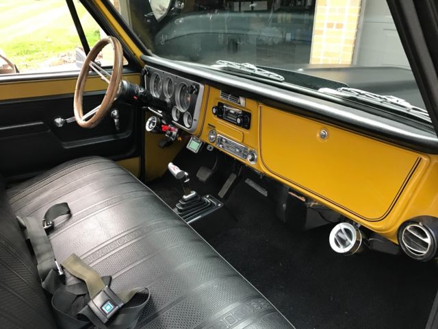 1972 Black Chevrolet C-10 Standard Cab Pickup